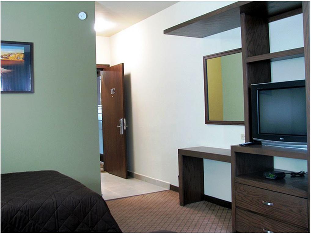 Hotel Alameda Express Matamoros  Room photo