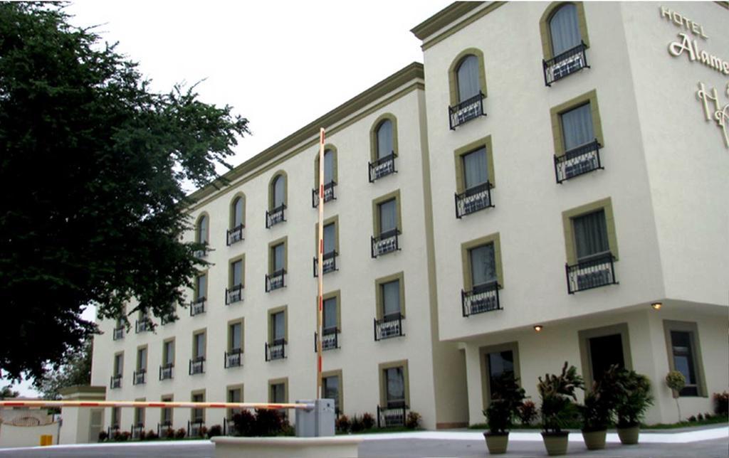 Hotel Alameda Express Matamoros  Exterior photo